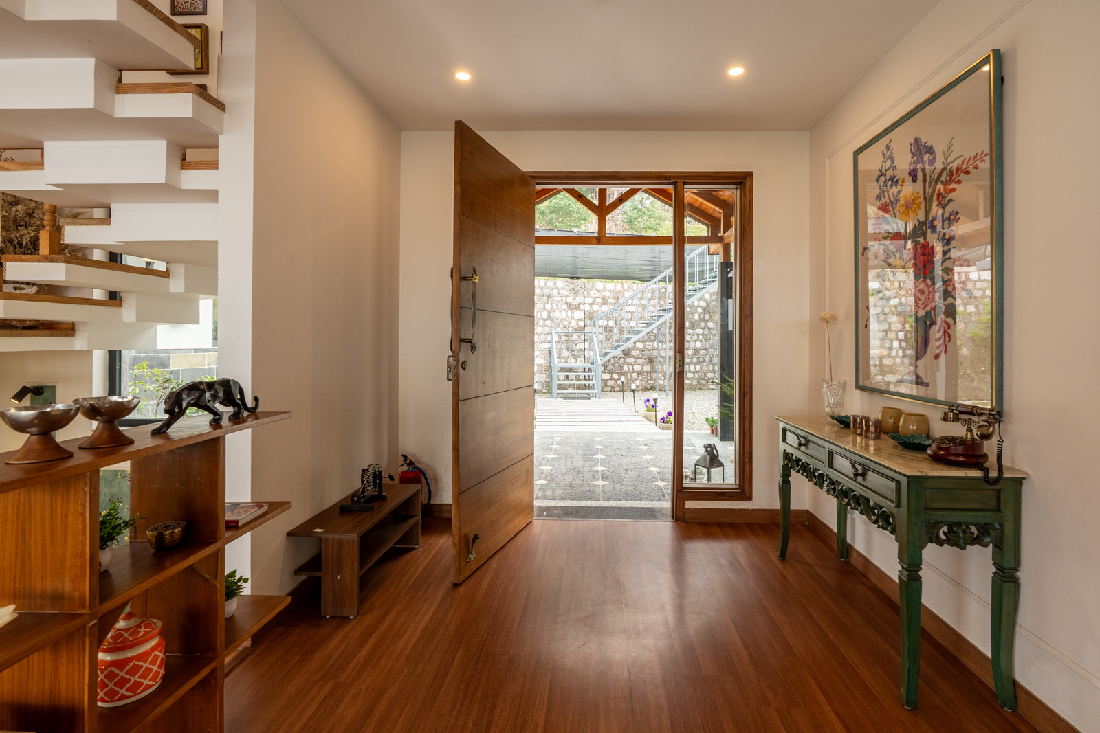 Summerfield Manor, Bhimtal, Kumaon Region - Hill Villas - Uttarakhand